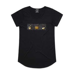 Maori Icons Women's Scoop Neck Fashion T-Shirt - Black